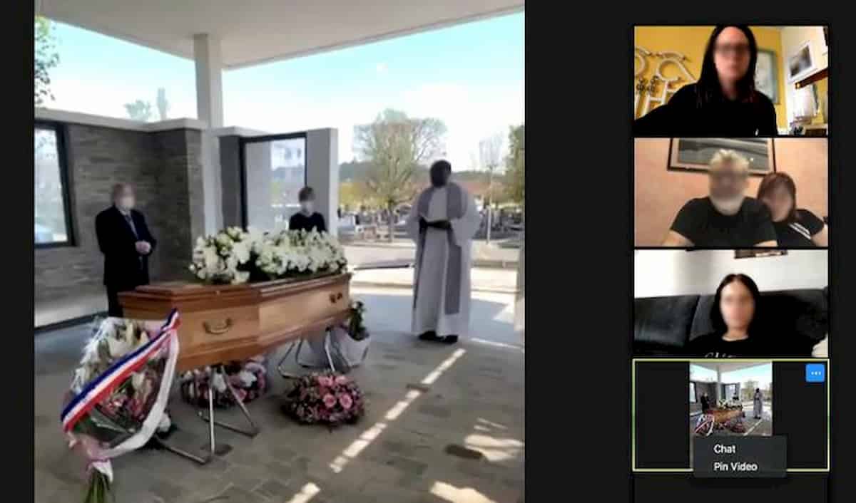 Funerale in streaming a Coverciano (Firenze): 500 persone collegate da tutto il mondo