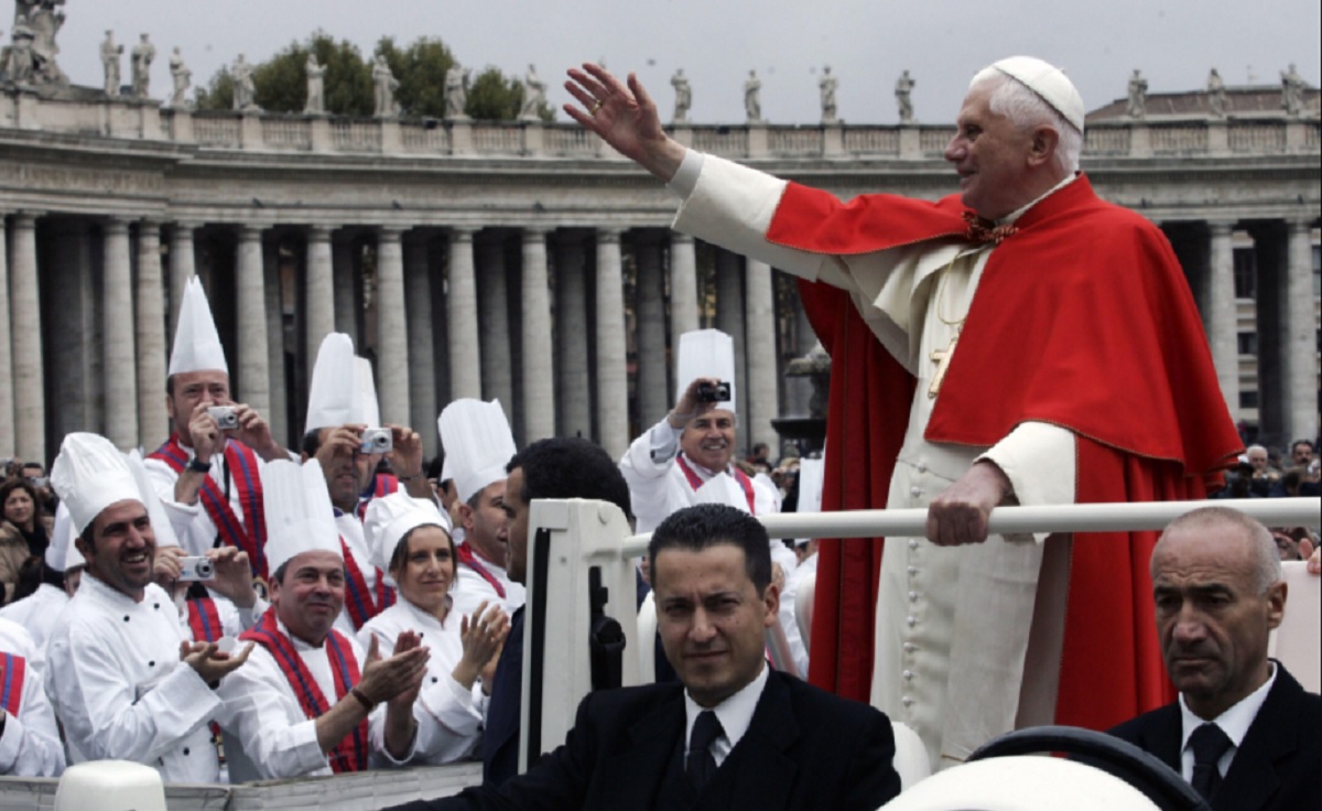 Paolo Gabriele, morto a Roma il maggiordomo di Papa Ratzinger del caso Vatileaks