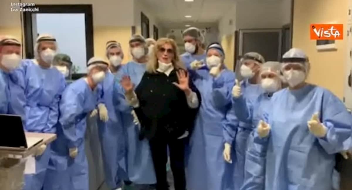 Iva Zanicchi è guarita dal Covid