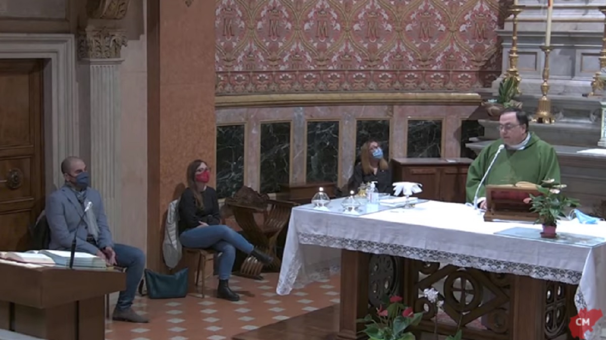 Aborto peggio di pedofilia: odor di conflitto di interesse nelle parole del prete