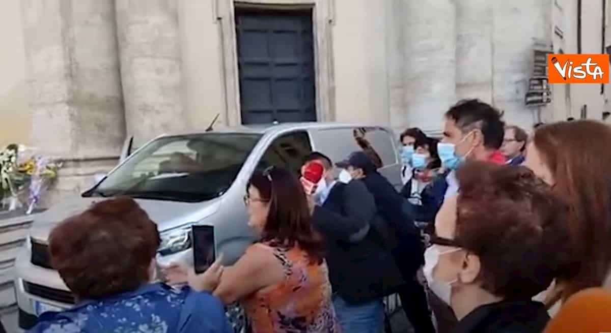 Stefano D'Orazio funerale fan