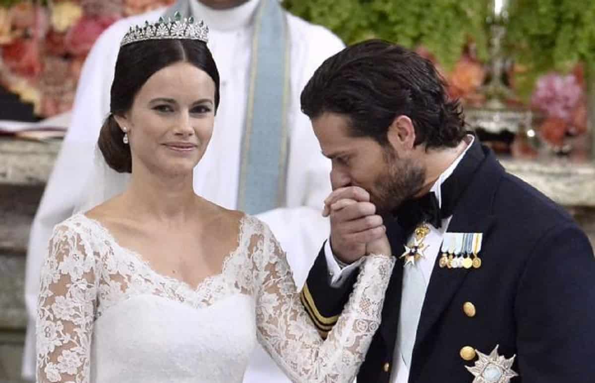 Svezia, positivi il principe Carl Philip e la moglie Sofia: chiusi in isolamento