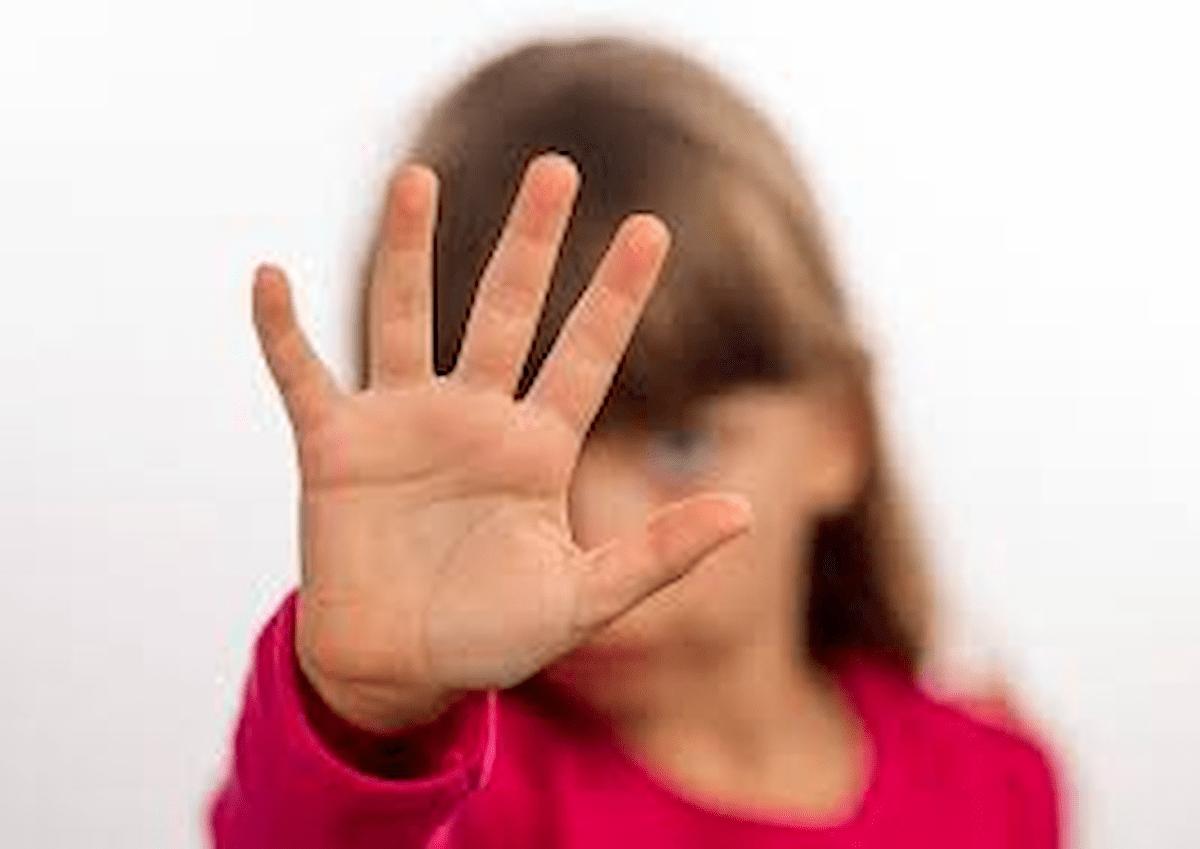 donna abusata foto ansa