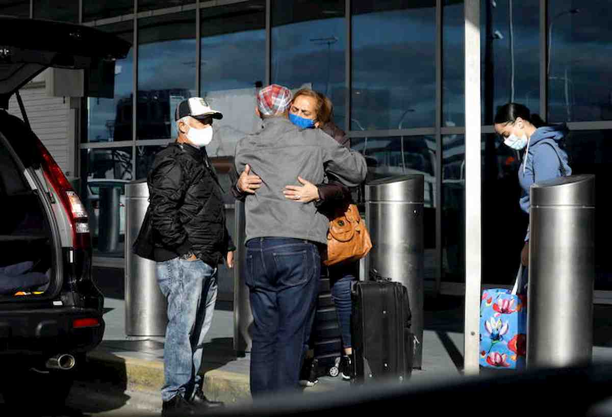 Natale e Capodanno, potremo muoverci di più. Dovremmo muoverci di meno