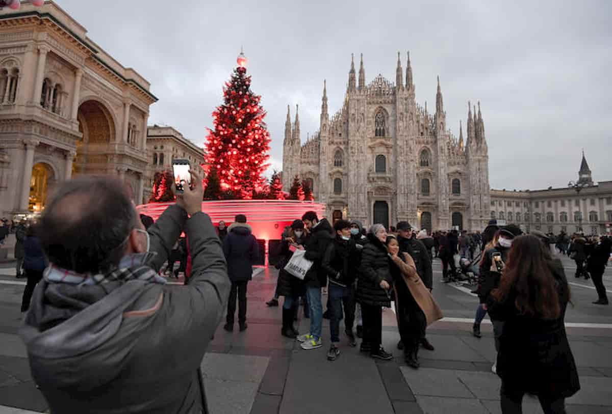 Zona rossa dal 19 dicembre oppure lockdown totale: qual è la differenza, cosa chiude, si può uscire?