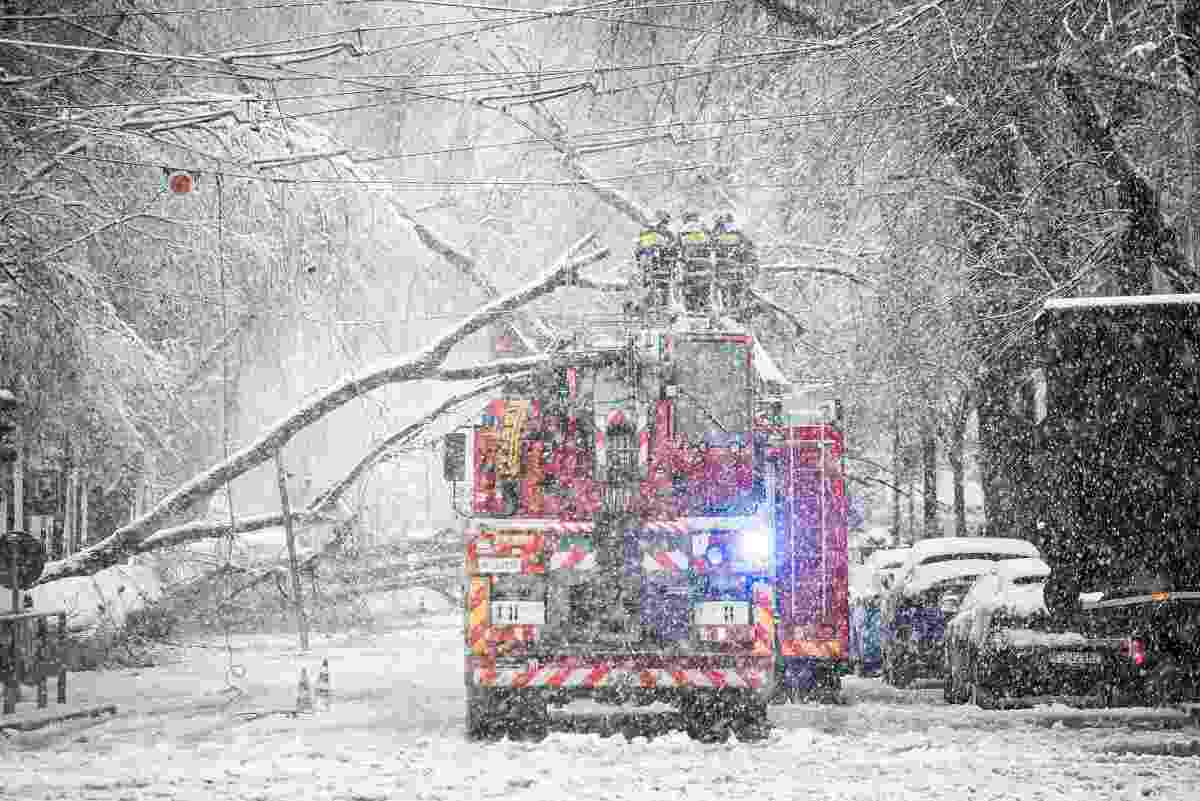 Befana, previsioni meteo: tempo instabile al Centrosud con piogge e nevicate, maltempo fino 15