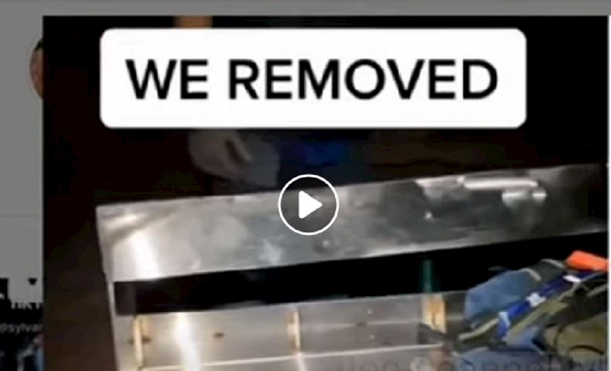 il monolite d'acciaio che si trova nello Utah