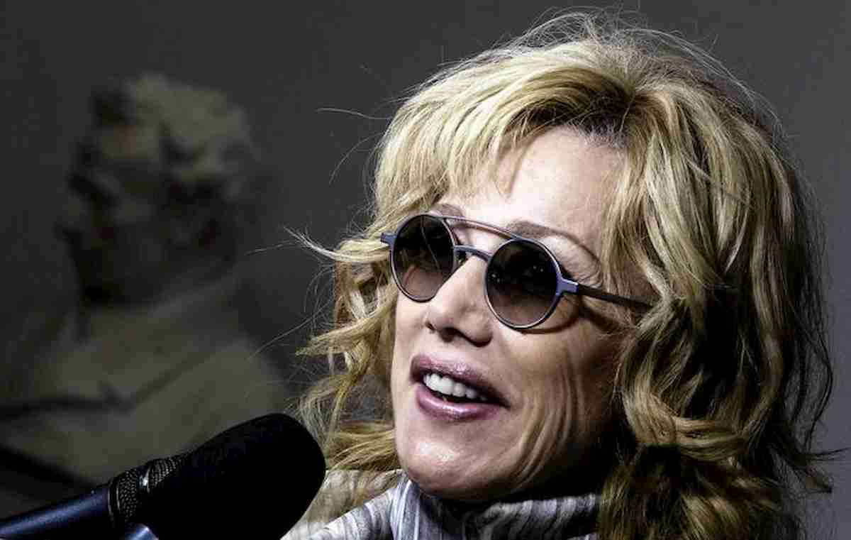 Oggi è un altro giorno, Nancy Brilli si racconta: "Sono stufa di lotte di potere nella coppia"