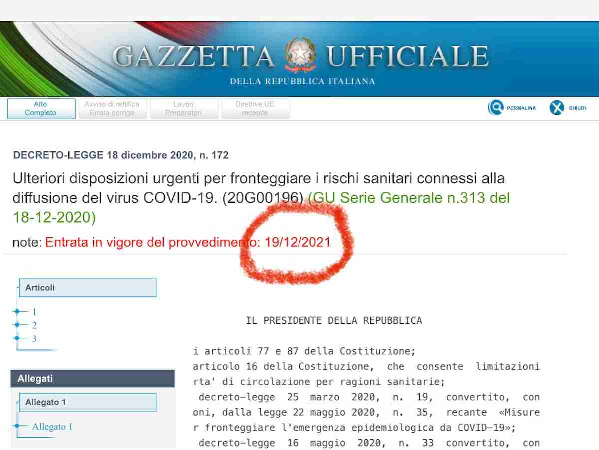 Decreto Natale, il refuso (poi corretto) in Gazzetta Ufficiale che fa ridere il web. In vigore tra un anno?