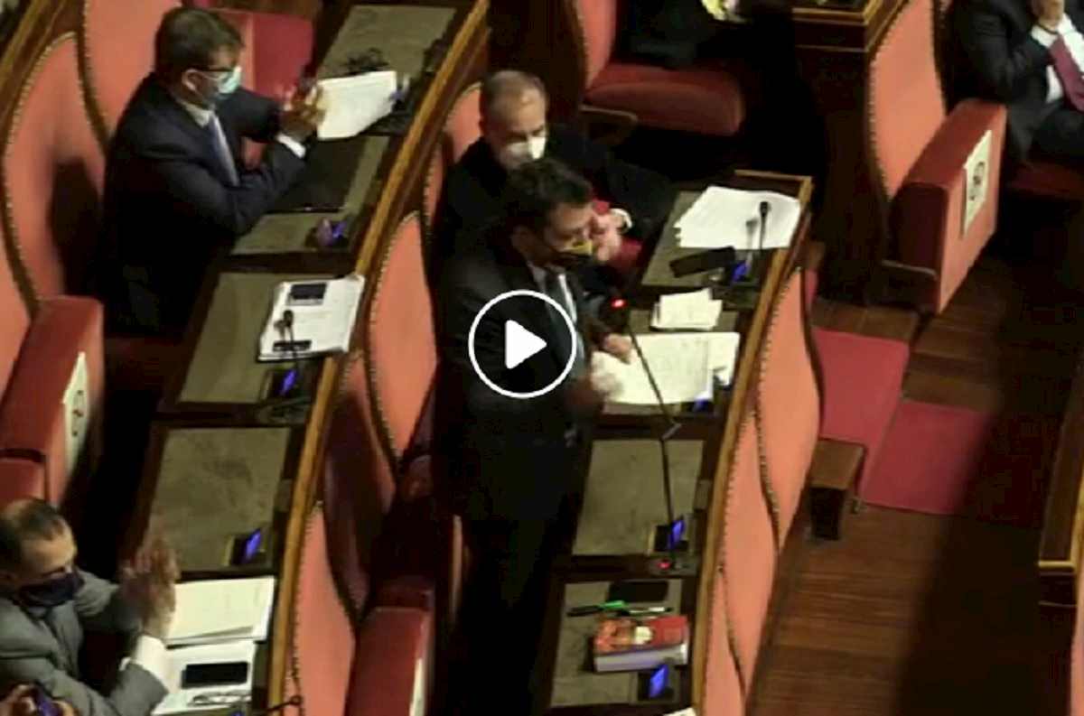 salvini parla in senato sui vaccini covid