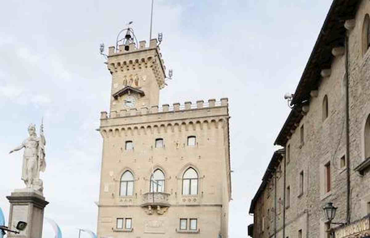 Capodanno, San Marino ci ripensa: annullati i cenoni. Verso feste in lockdown come in Italia