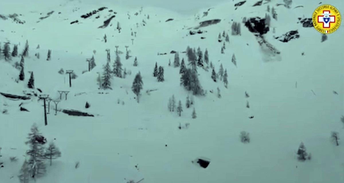 valanga Marmolada distrugge rifugio