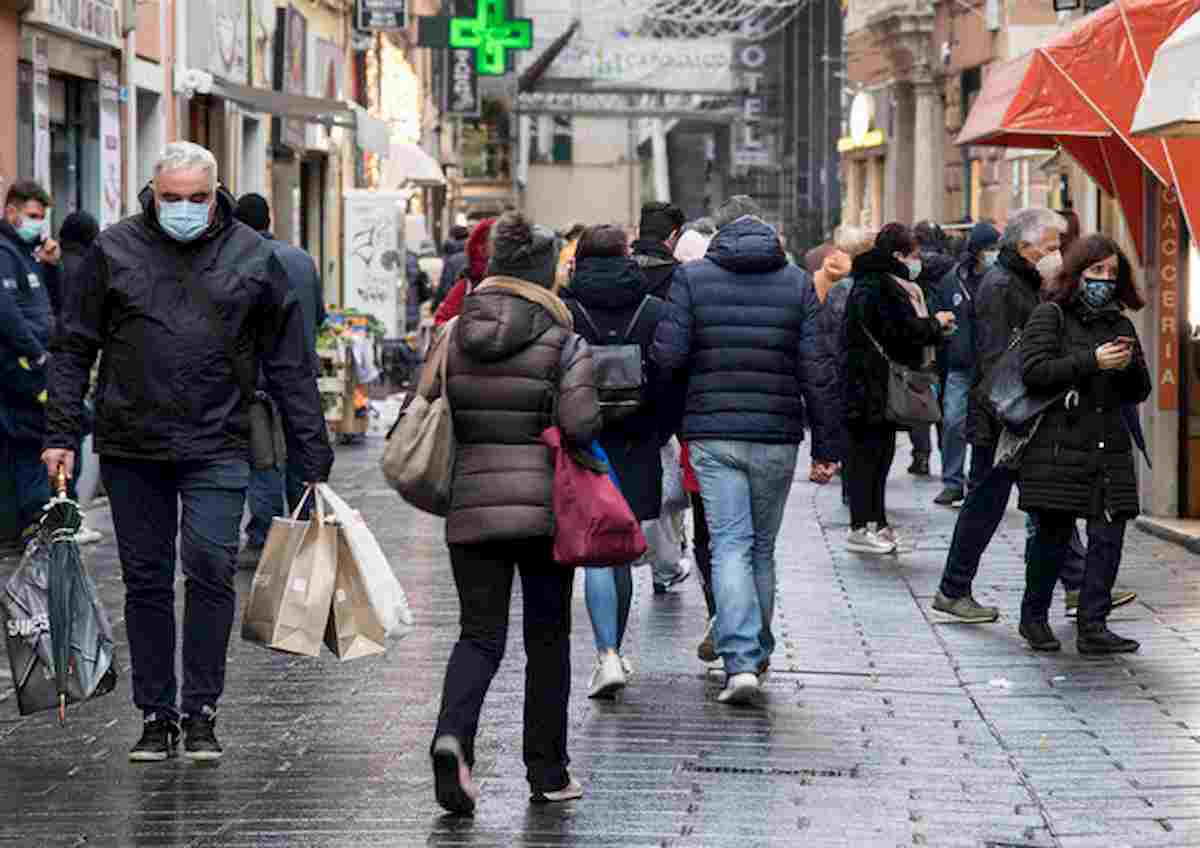 Zona gialla rafforzata 7 e 8 gennaio, ecco cosa di può fare e cosa no