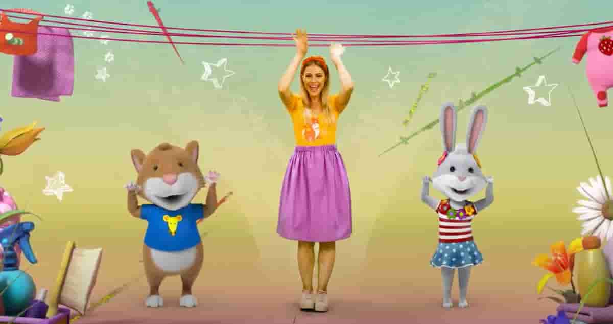 Carolina e Topo Tip: il nuovo VIDEO YOUTUBE de Il gatto puzzolone da Carolina & Topo Tip: tutti su le mani