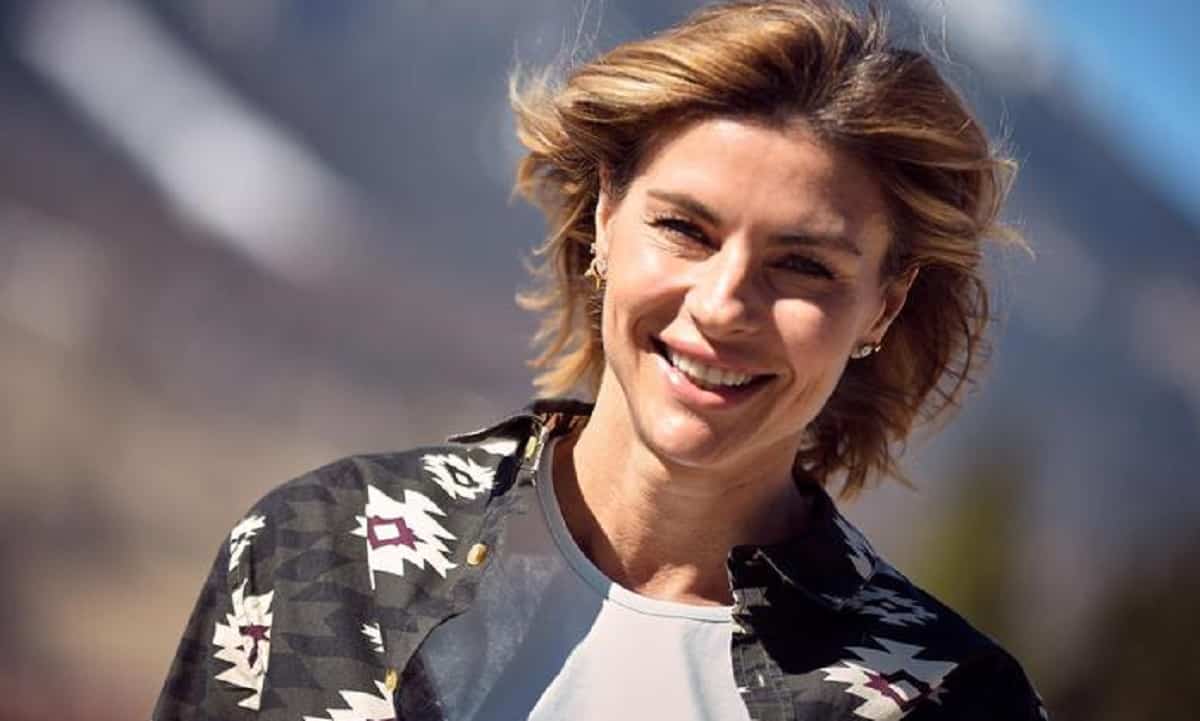 Martina Colombari, chi è l'ex modella e Miss Italia: età, altezza, peso, figli e vita privata