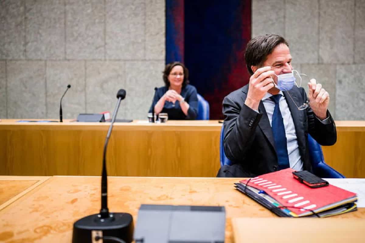 Olanda, si dimette il governo Rutte dopo uno scandalo legato ai sussidi per l'infanzia