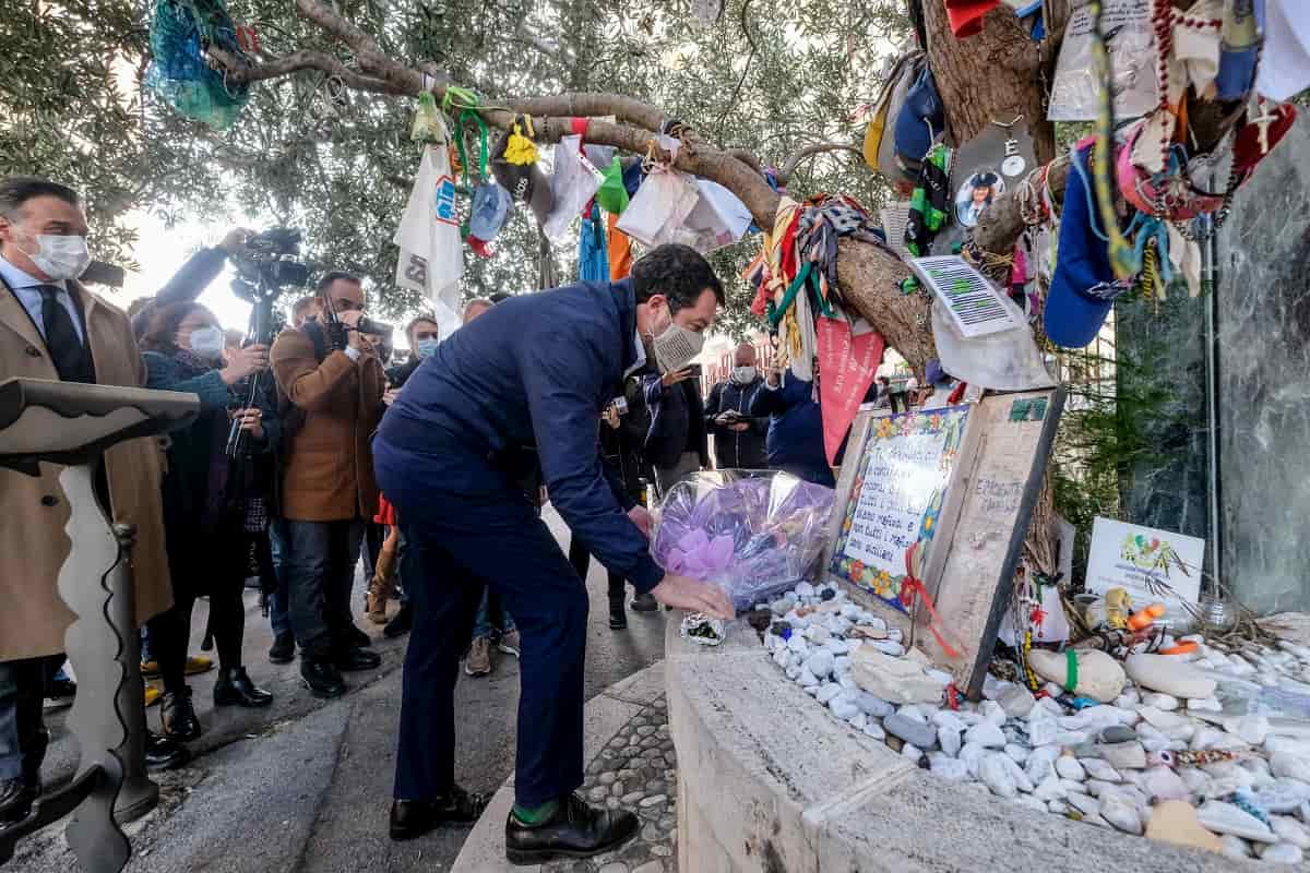 salvini mascherina borsellino palermo