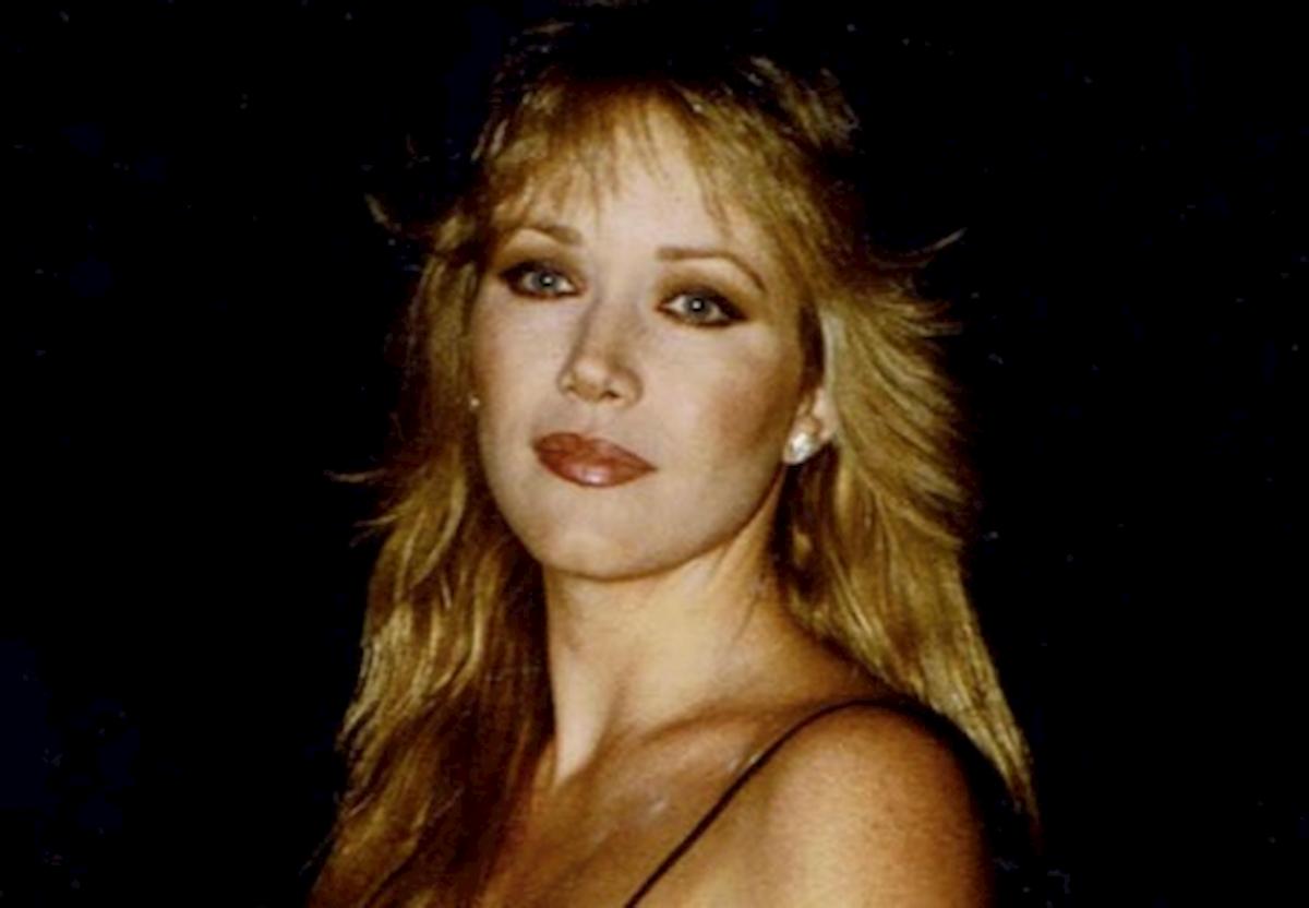 Tanya Roberts è morta a 65 anni. In primo momento non era vero