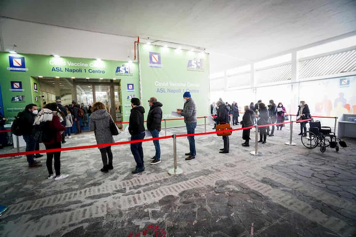 troupe rai vaccino napoli