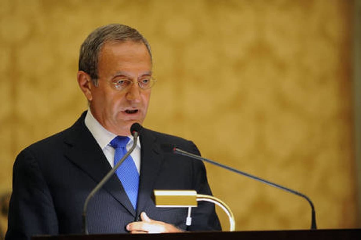 Antonio Catricalà, ex sottosegretario morto suicida a Roma. Si è sparato un colpo di pistola