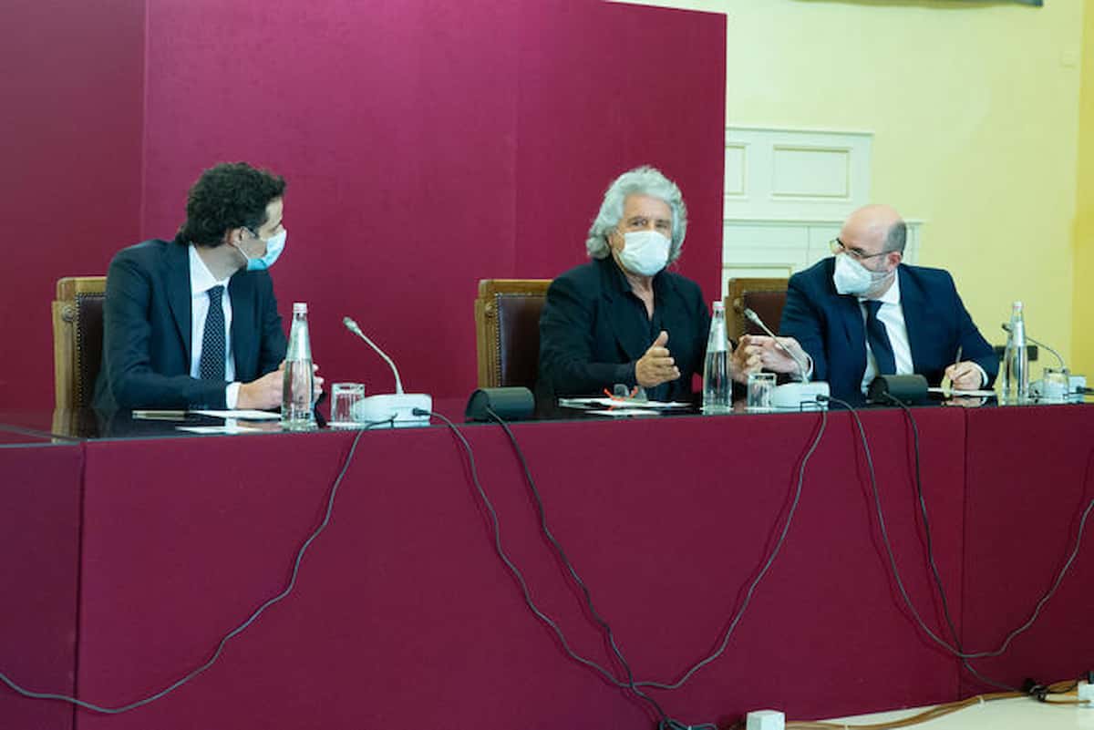 Consultazioni, Grillo con la delegazione M5s da Draghi. Crimi: "Diamo la disponibilità se ci sono le condizioni"