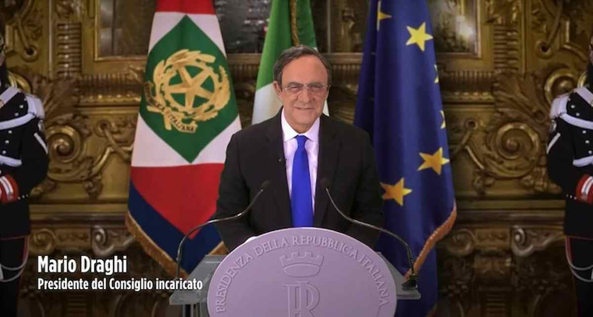 Maurizio Crozza è già Mario Draghi: "Grazie Mattarella, ora ho l'opportunità di incontrare Vito Crimi"