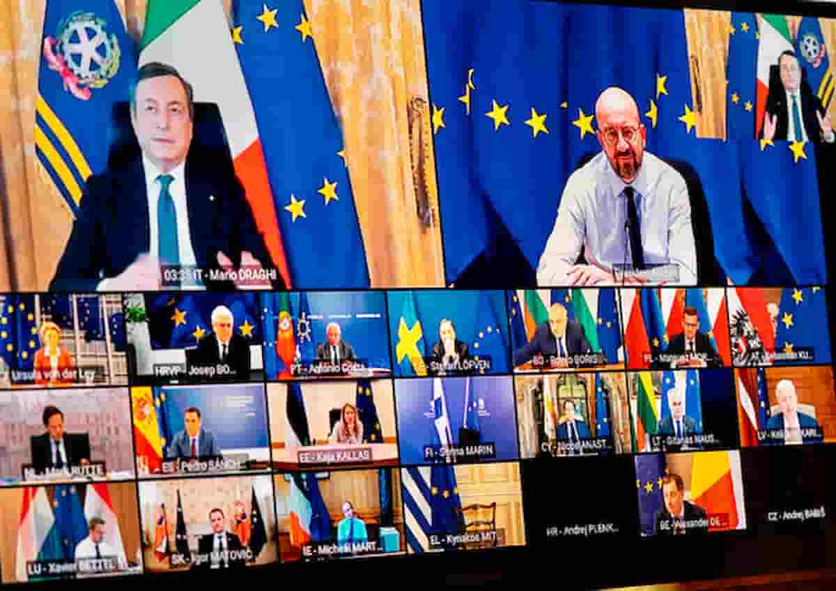 Draghi sui vaccini al vertice Ue: "Accelerare per frenare le varianti. E non concedere scuse alle aziende inadempienti"