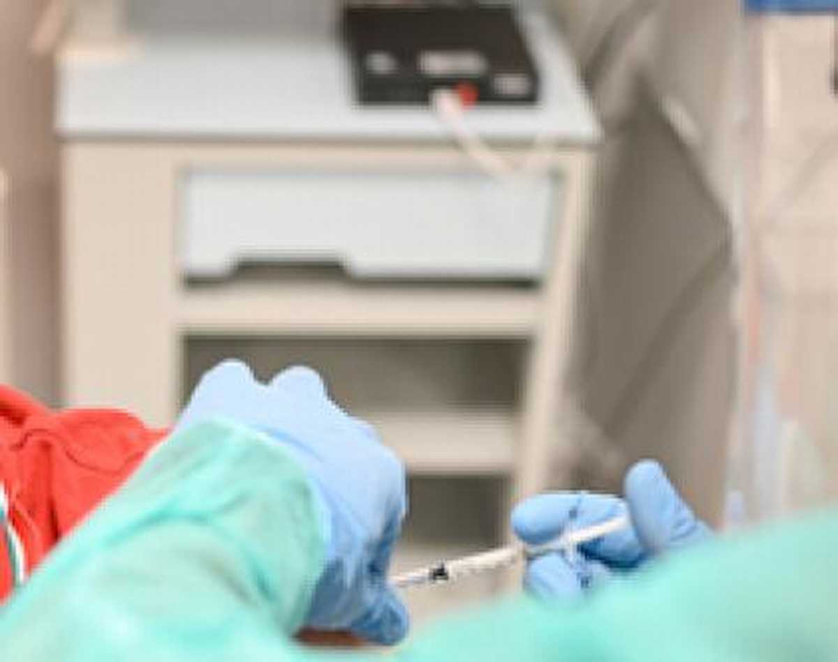 Angelo della morte di Leeds torna in tribunale: infermiere condannato per iniezioni letali di insulina ad anziane