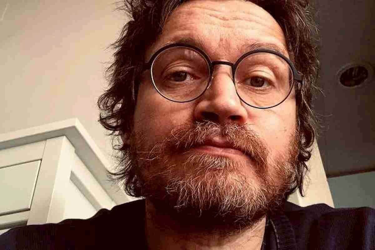 Lorenzo Battistello del Grande Fratello a Domenica Live: "Ho avuto un tumore, vivo grazie a un tatuaggio"