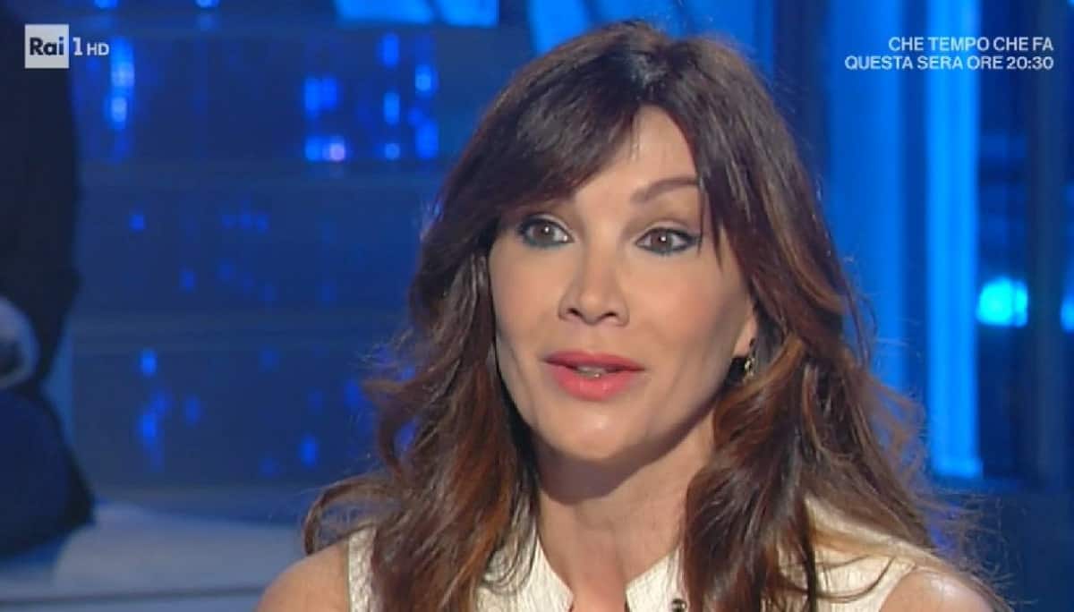 Luisa Corna chi è, età, altezza, fidanzato e vita privata della conduttrice ospite di Oggi è un altro giorno