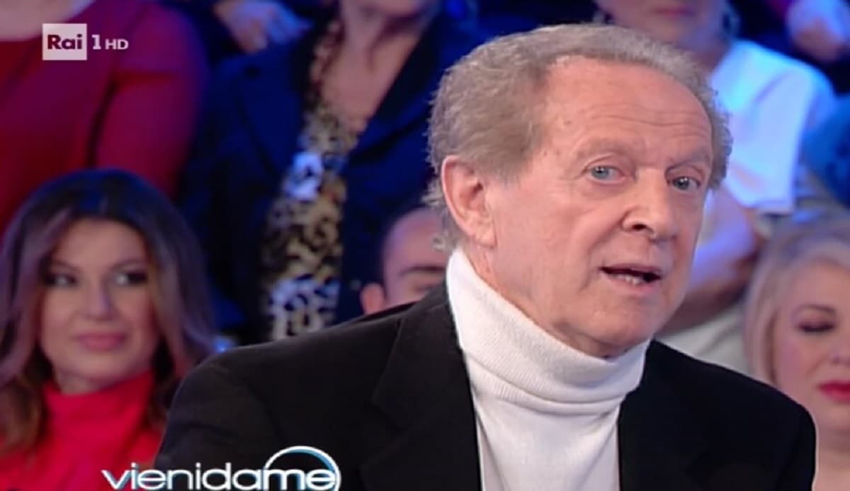 Memo Remigi chi è, età, moglie, storia con Barbara D'Urso del cantante ospite di Oggi è un altro giorno