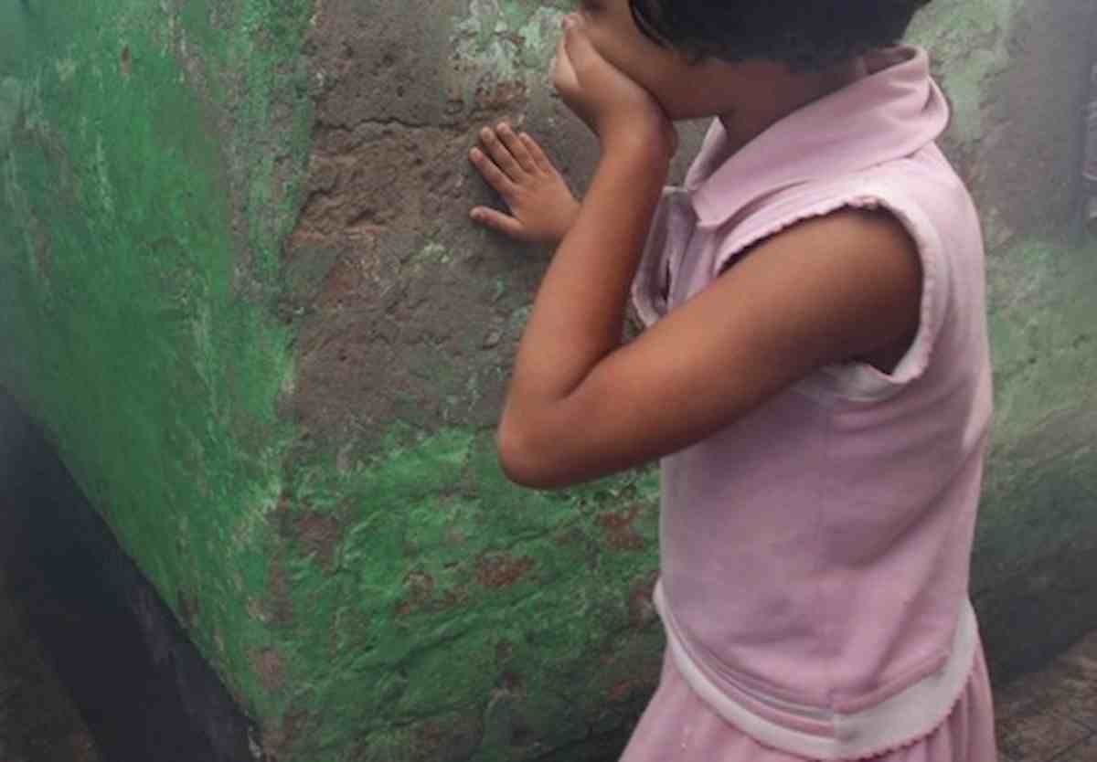 Milano, il maniaco di Baggio denunciato: si è spogliato e si è toccato davanti a una bambina