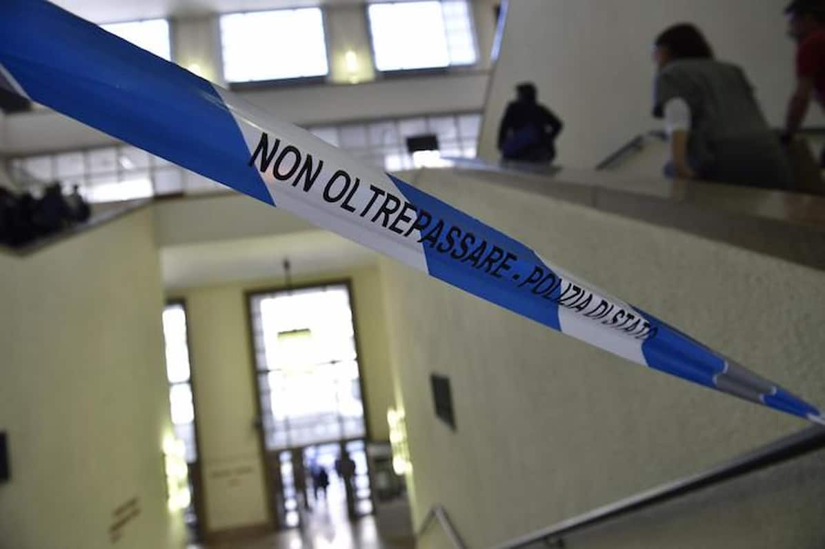 Firenze studente Polomoda precipita dalla finestra