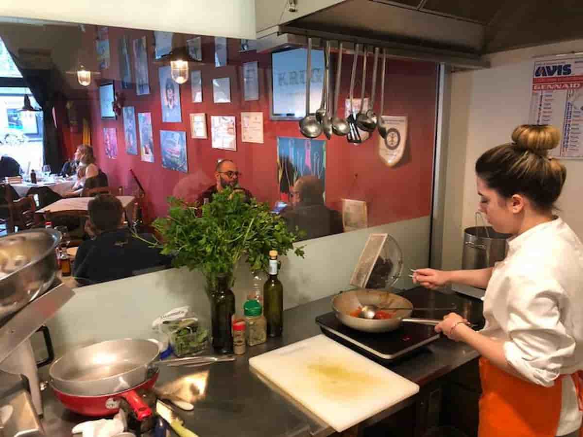 Lombardia, Fontana: "Ristoranti aperti fino alle 22"