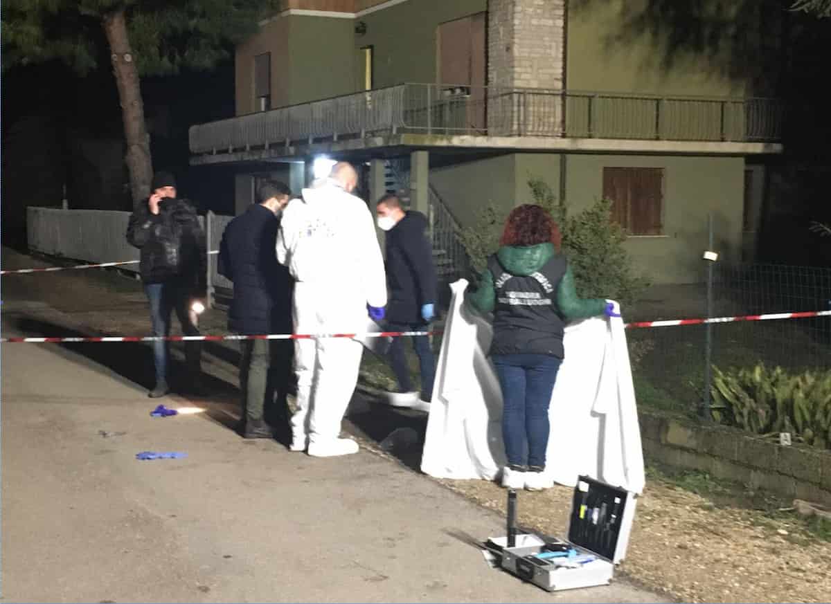 Rovigo, Eddy Cavazza ucciso col machete al campo rom di Sant'Apollinare. Fermato il figlio di 17 anni