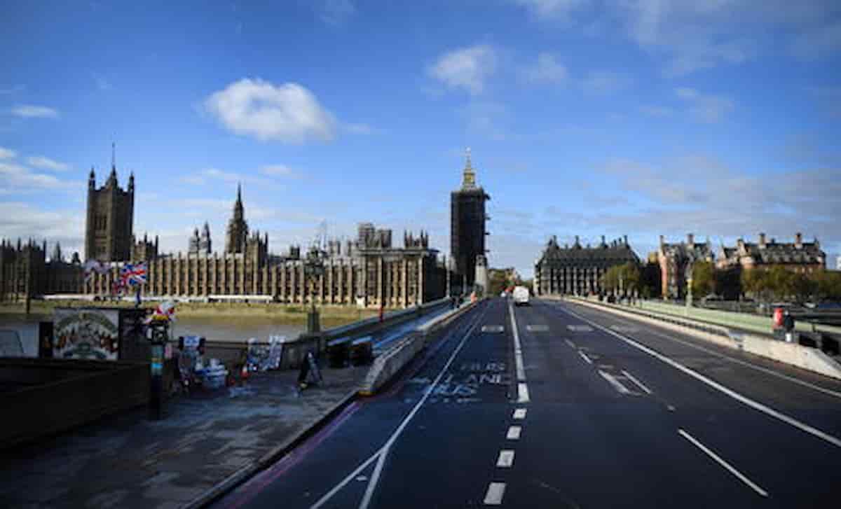 Strangola la moglie durante il lockdown: condannato a 5 anni. Era "depresso e in ansia"