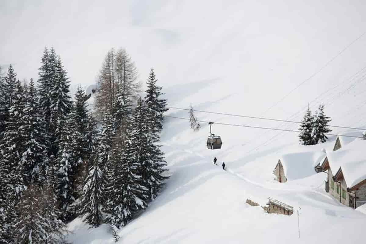 Stop allo sci, la Piana di Vigezzo non si ferma: impianti aperti nonostante il blocco di Speranza