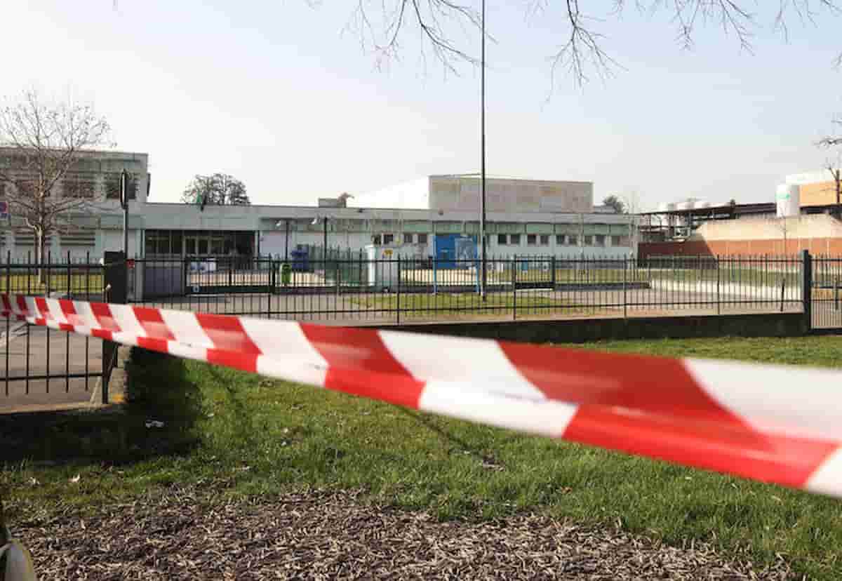 Covid zona arancione scuro