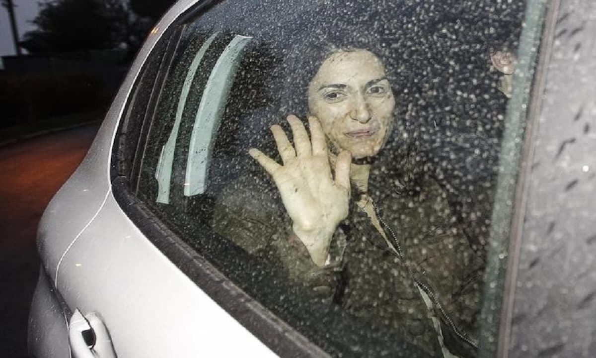 Virginia Raggi, sindaco di Roma, sette mesi di proroga, il rinvio delle elezioni meglio del sostegno di Beppe Grillo