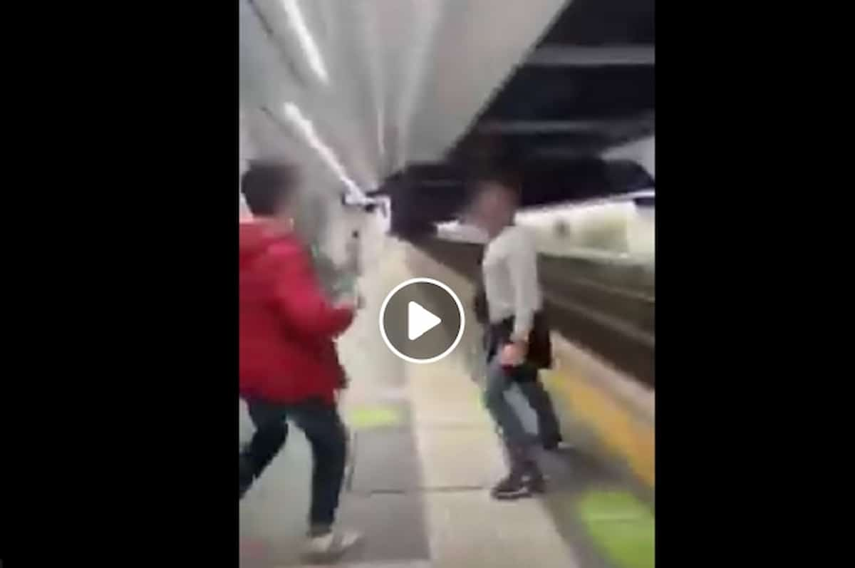 Coppia gay aggredita a Roma per un bacio in metro a Valle Aurelia: un ragazzo li prende a pugni VIDEO