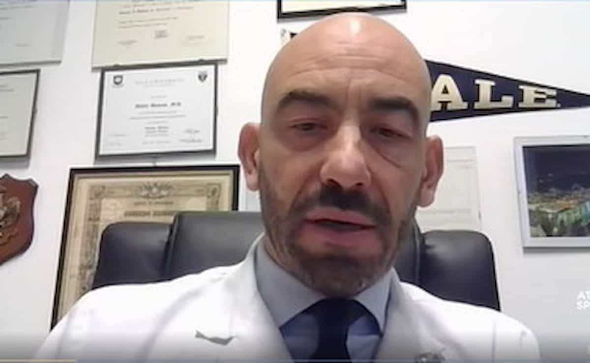 Vaccini infettivologo Bassetti