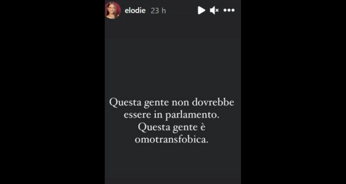 Elodie contro la Lega per il tentativo di bloccare la legge Zan contro l'omofobia: "Siete indegni, non dovreste stare Parlamento"