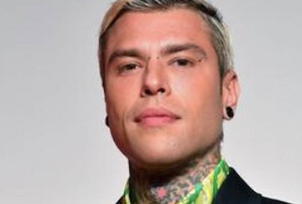 Fedez come Elodie: "Senatore Simone Pillon (Lega), non blocchi la legge Zan l'omotransfobia"