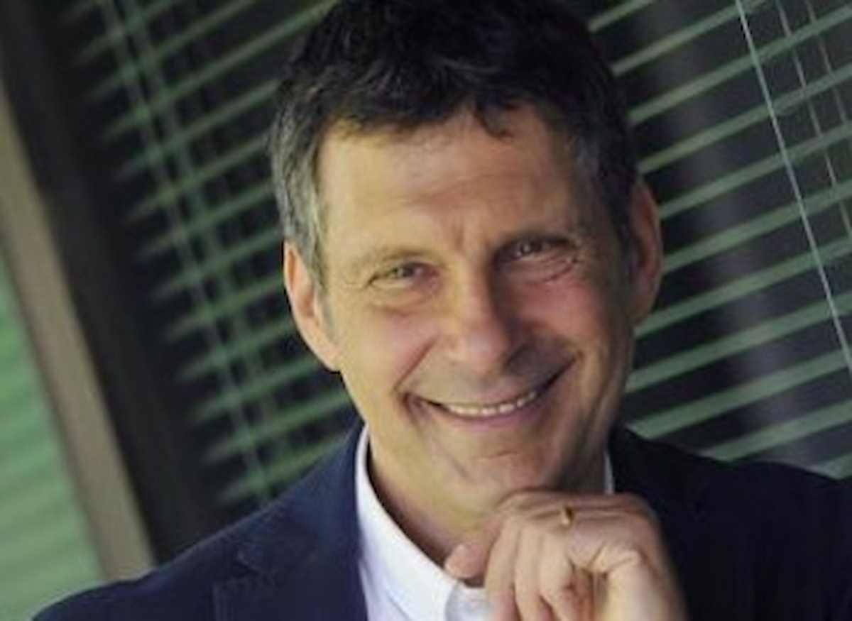 Fabrizio Frizzi chi era: causa della morte, data decesso, anniversario, età, moglie, figli, vita privata, carriera