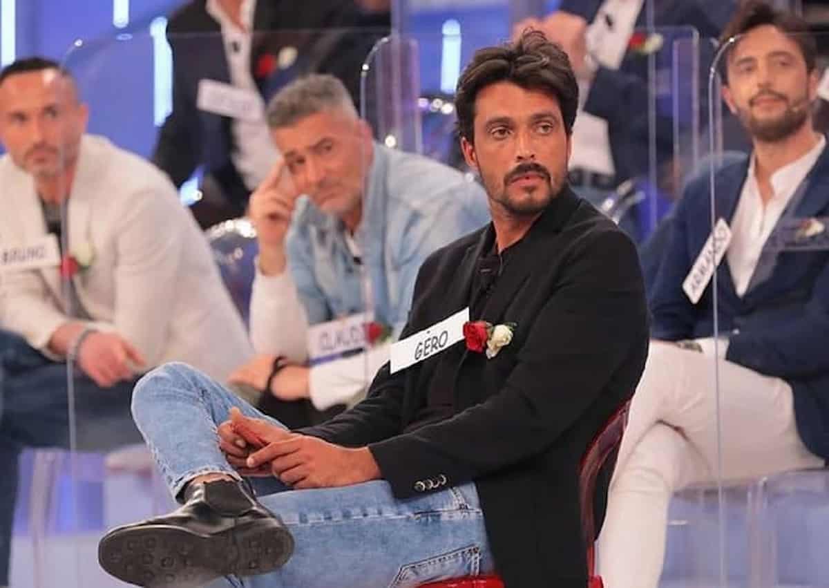 Gero Natale uomini e donne