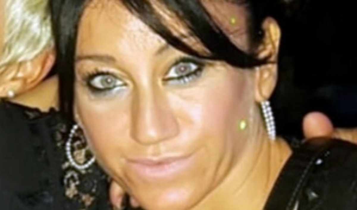 Faenza, Ilenia Fabbri: oggetti rubati dalla sua tomba, la denuncia del fidanzato Stefano Tabanelli Facebook