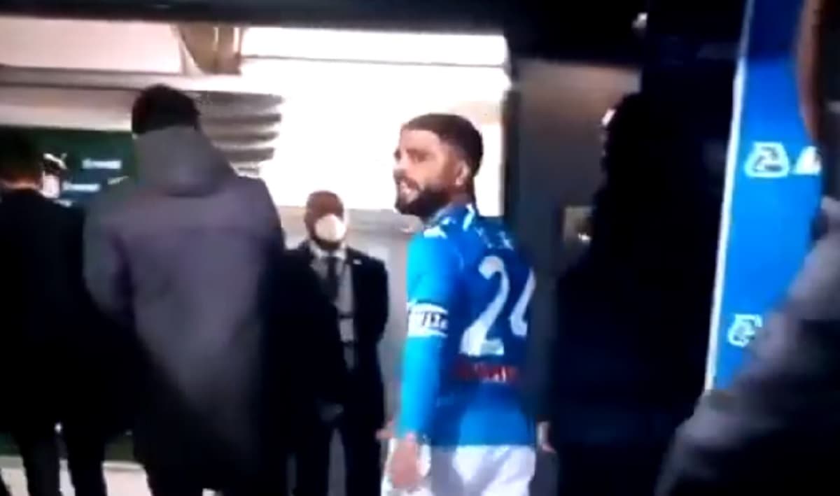 Insigne arrabbiato dopo Sassuolo-Napoli 3-3: perde la testa e urla "squadra di m..." VIDEO