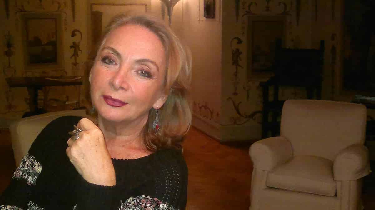 Isabella Mezza, morta la giornalista Rai: esperta di teatro, tv e costume, aveva una grave malattia