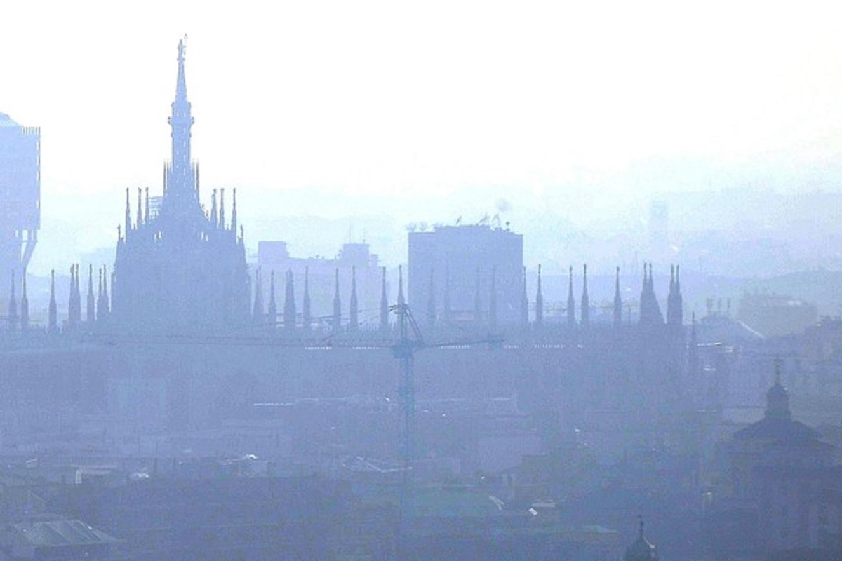 Milano, tragitto casa-scuola momento di esposizione maggiore allo smog per i bambini