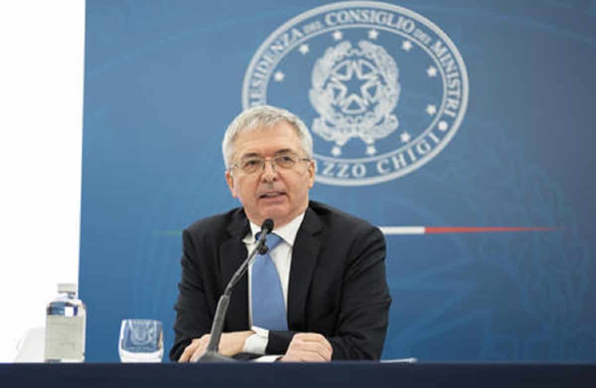 Daniele Franco, il ministro dell'Economia: "A fine anno stop graduale alle misure di sostegno"